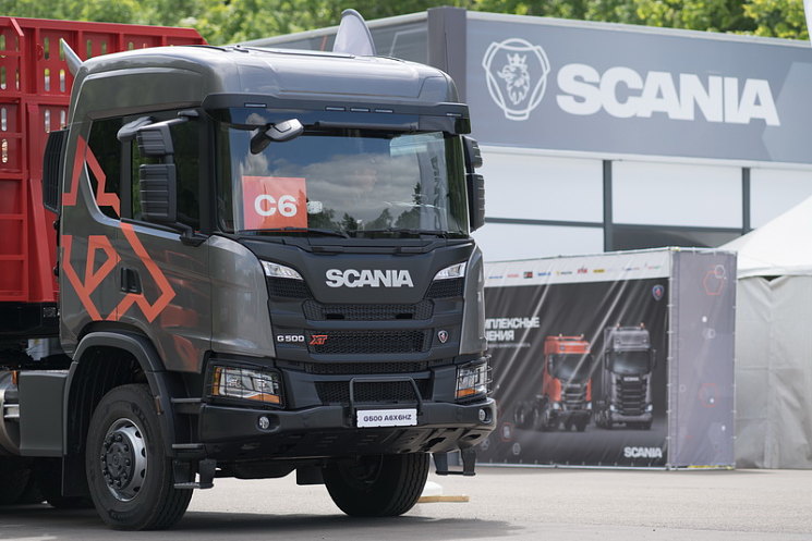 Впервые в России представлен полный модельный ряд Scania нового поколения