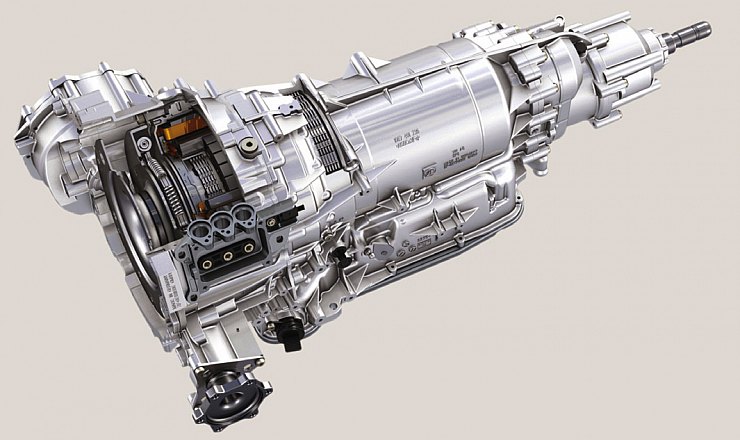 Полностью гибридная версия 8-ступенчатой
автоматической коробки
